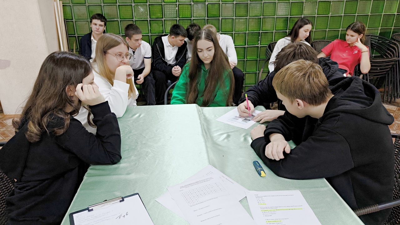 Интеллектуальный квиз ко Дню народного единства.